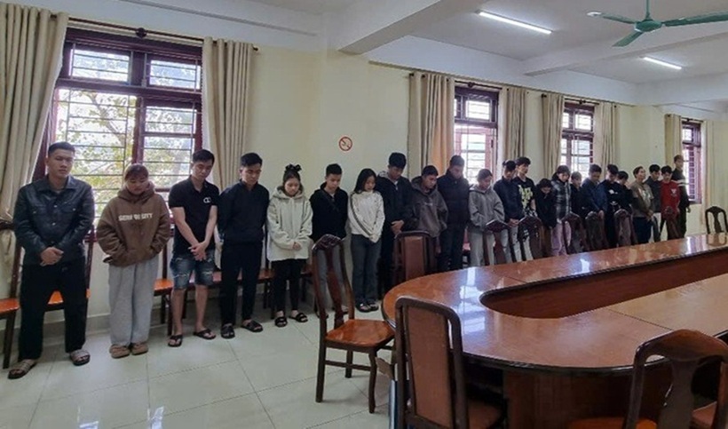 Nhóm đối tượng bị Công an tỉnh Lâm Đồng bắt giữ.