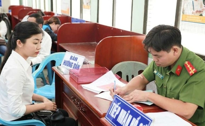 Công dân phải làm thủ tục gia hạn tạm trú trong thời hạn 15 ngày trước khi kết thúc thời hạn tạm trú đã đăng ký. (Ảnh: Báo Chính phủ)