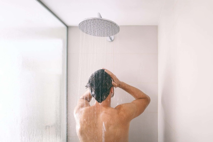 Tim đập nhanh, chóng mặt sau khi tắm, dấu hiệu đột quỵ? - 2