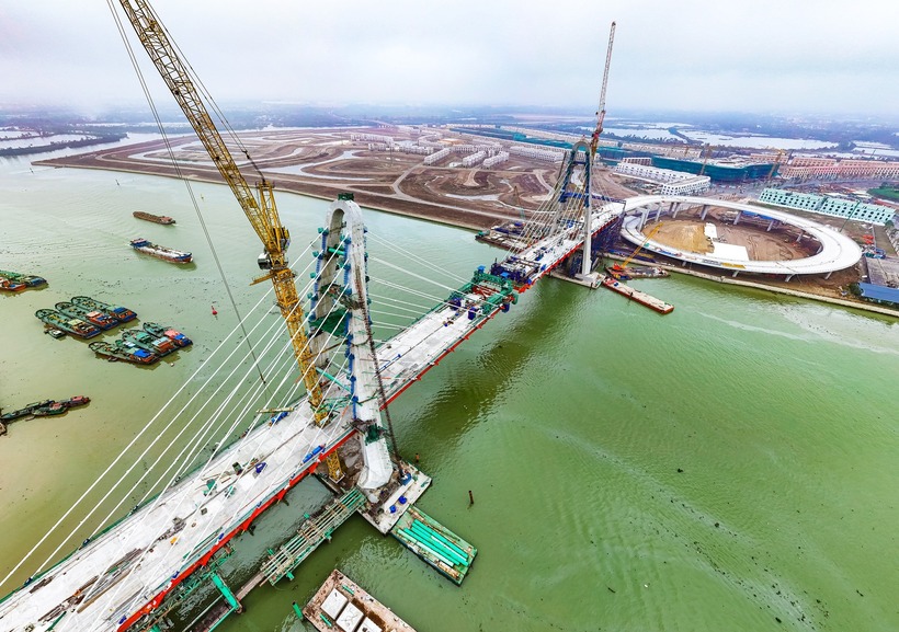 Cầu Hoàng Gia chính thức hợp long vào ngày 15/3 và đưa vào khai thác từ tháng 8/2025