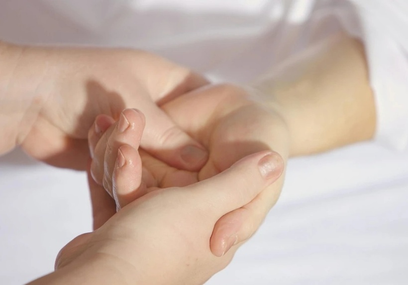 Khi chức năng này suy giảm, chất lỏng và muối tích tụ, gây ra tình trạng sưng tấy.