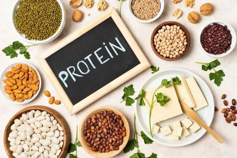Tiêu thụ quá nhiều protein khiến thận phải làm việc nhiều hơn, điều này thúc đẩy việc mất chức năng của thận.