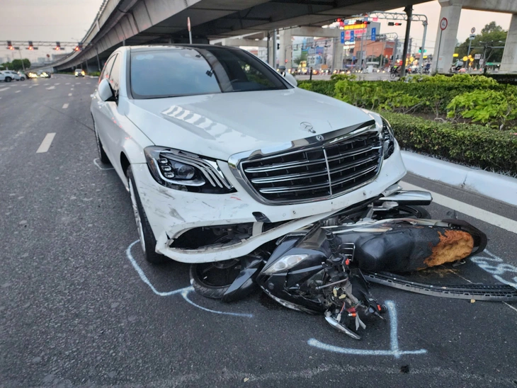 Hiện trường vụ tai nạn. Ảnh: Tuổi Trẻ