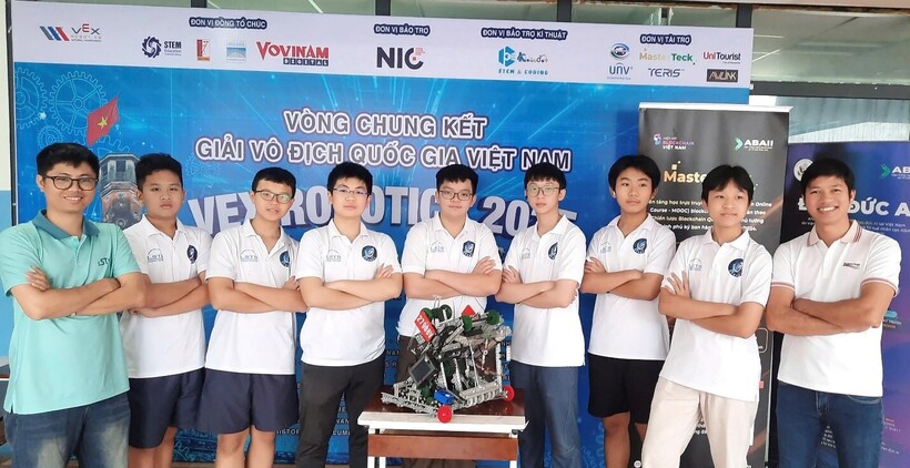 Tài năng trẻ của trường tự tin tham gia Giải Vô địch Quốc gia tại Hà Nội