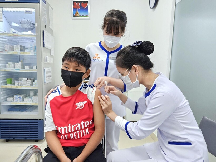VNVC có gần 50 loại vaccine phòng gần 50 bệnh truyền nhiễm tiêm tại gần 220 trung tâm tiêm chủng trên cả nước. Ảnh: Hồng Liên