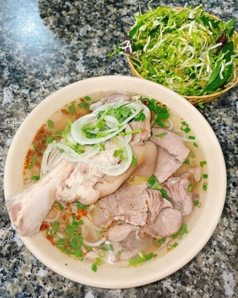 Mỗi con heo chỉ có hai cái giò chìa, điều này phần nào tạo nên nét độc đáo cho món bún chìa Buôn Ma Thuột.