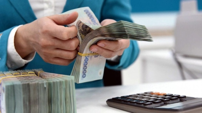 Gửi ngân hàng 2 tỷ lãi bao nhiêu mỗi tháng? Ảnh minh họa