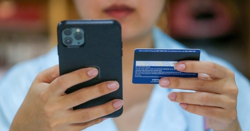 Việc mở tài khoản ngân hàng online đã trở nên phổ biến và mang lại nhiều tiện lợi cho người dùng.