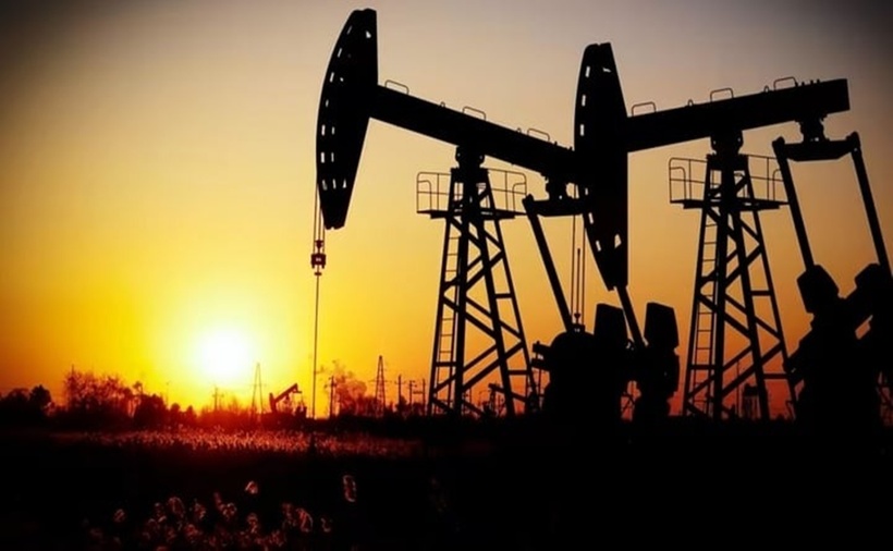Xăng dầu thế giới tăng phiên đầu tuần. (Ảnh minh họa: Oilprice)
