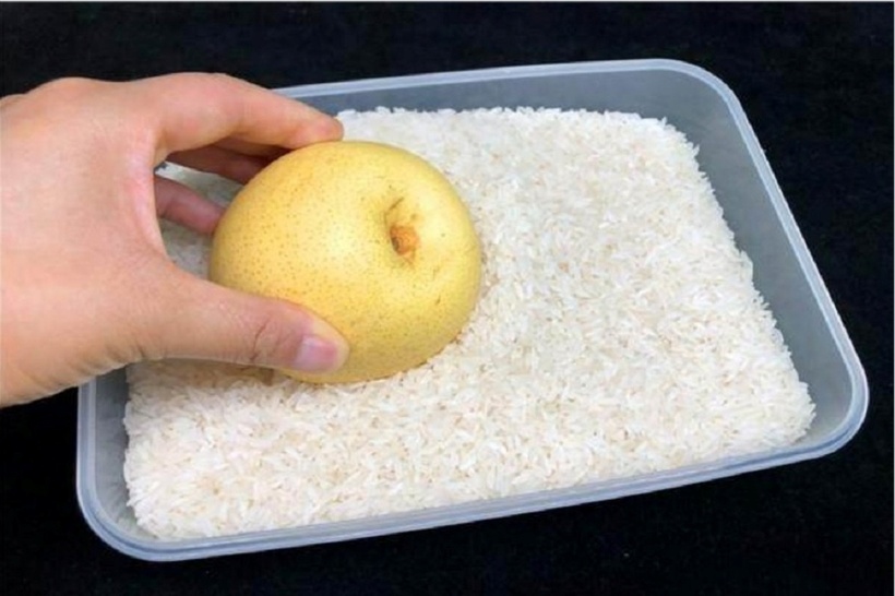 Ngoài là thực phẩm chính trong các bữa ăn, gạo còn có nhiều công dụng khác. Ảnh minh họa
