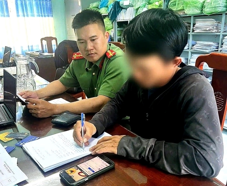 N.M.H. tại cơ quan công an. Ảnh: VTC News