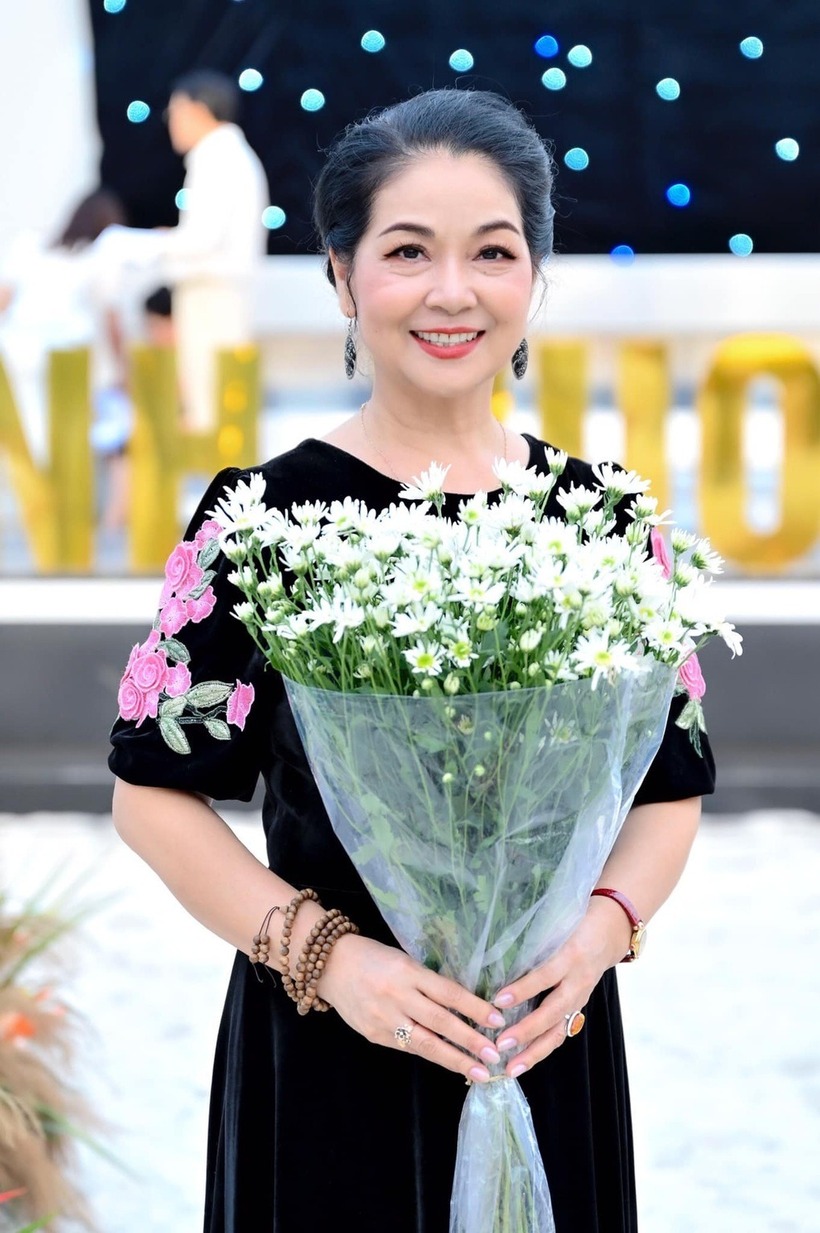 Hơn 40 năm làm nghề, NSƯT Minh Phương gây ấn tượng với công chúng nhờ các vai diễn trong "Đất và người", "Mắt bão", "Tình yêu và tham vọng"...