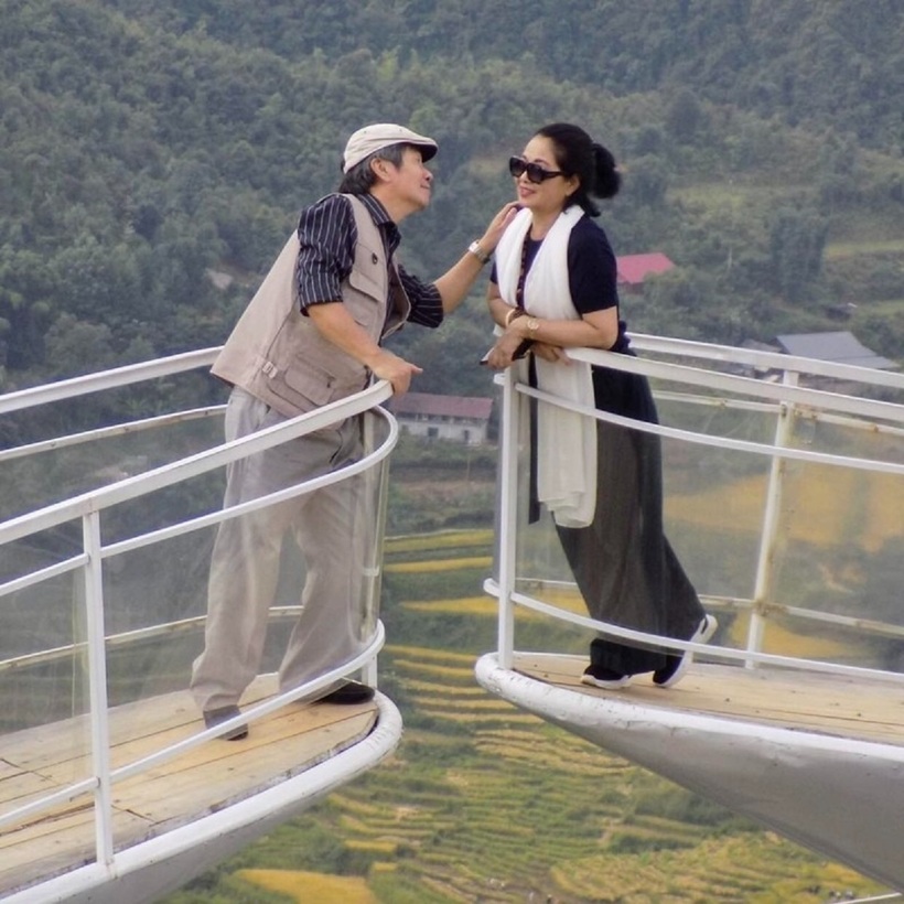 Nghệ sĩ Minh Phương từng không ít lần chia sẻ trên truyền thông rằng, bà có một gia đình hạnh phúc khi được chồng thương yêu, tôn trọng và con cháu hiếu thảo.