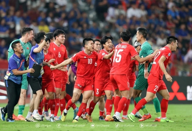 Nhà báo thể thao Ramdani Bur của Indonesia cho rằng, trong nửa năm tới đội nhà sẽ vượt qua tuyển Việt Nam trên bảng xếp hạng FIFA. Ảnh: VFF.