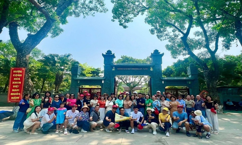 Việc lựa chọn công ty du lịch uy tín đóng vai trò quan trọng giúp du khách tránh bị "chặt chém". (Ảnh minh họa)