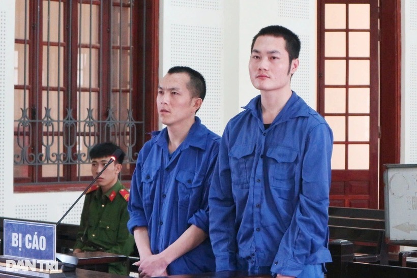 2 bị cáo tại phiên xét xử. Ảnh: Dân Trí