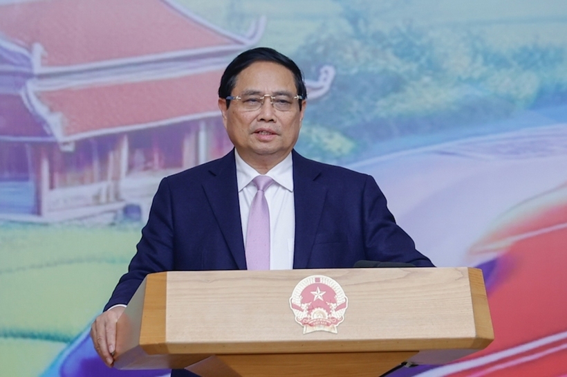 Thủ tướng Phạm Minh Chính chủ trì cuộc họp về kết quả kiểm tra, đôn đốc triển khai kế hoạch hoàn thành 3.000 km đường bộ cao tốc đến hết năm 2025 của 7 đoàn công tác do các Phó Thủ tướng Chính phủ làm trưởng đoàn. Ảnh: VGP