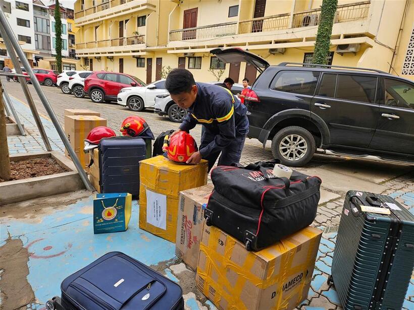 Bộ Công an cử đoàn cứu hộ sang Myanmar tham gia cứu nạn sau động đất - 2