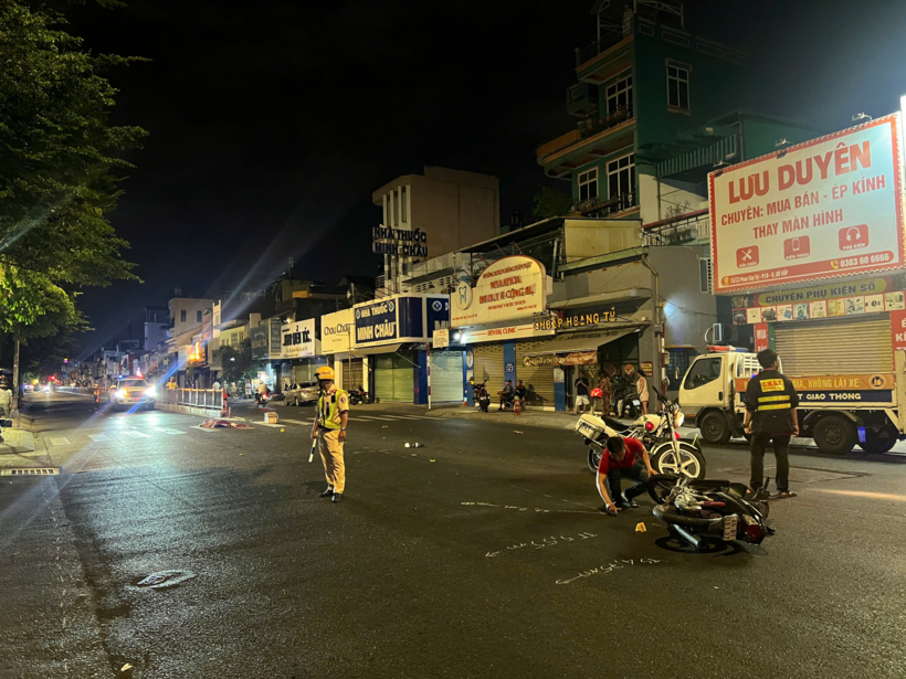 Vụ xe máy trượt dài trên đường lúc rạng sáng, nam thanh niên tử vong thương tâm: Xác định danh tính nạn nhân - 2