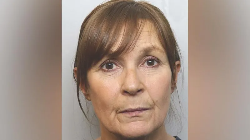 Chân dung Joanne Sharkey. Ảnh: BBC