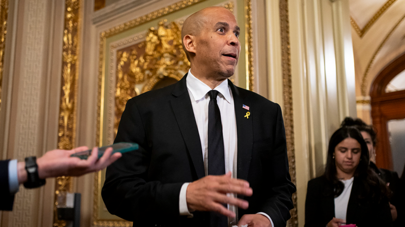 Thượng nghị sĩ Dân chủ Cory Booker. Ảnh: HIll