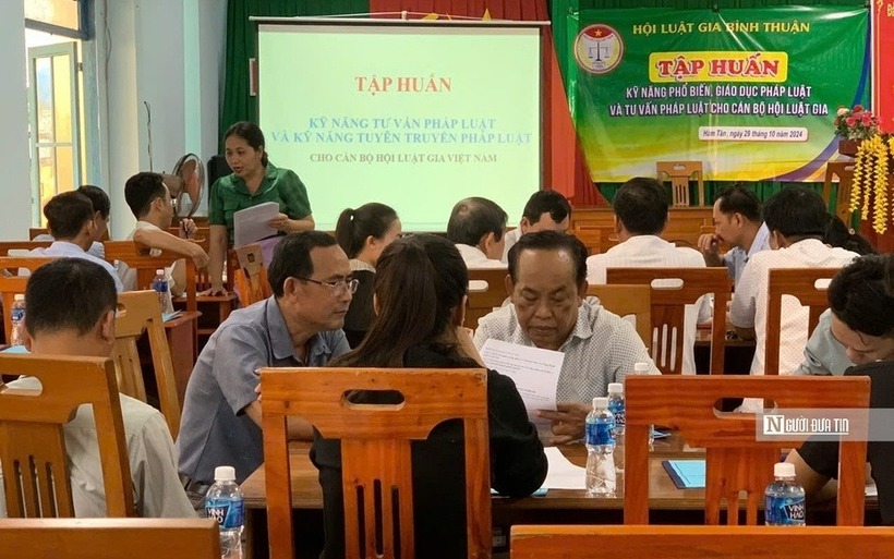 Công tác phổ biến, giáo dục pháp luật được đẩy mạnh.