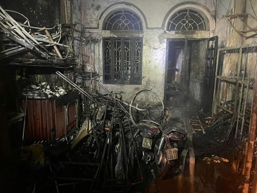 Hiện trường vụ hỏa hoạn. Ảnh: Lao động