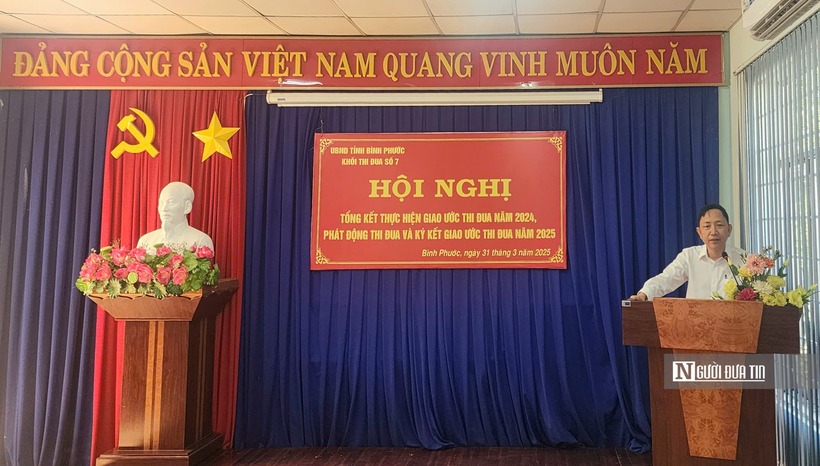 Ông Nguyễn Trọng Trí, Chủ tịch Hội Luật gia tỉnh Bình Phước phát biểu khai mạc hội nghị (ngày 31/3).