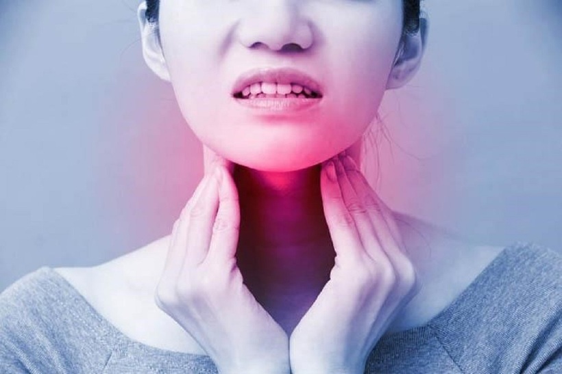 Viêm họng hạt mạn tính gây ra nhiều triệu chứng khó chịu