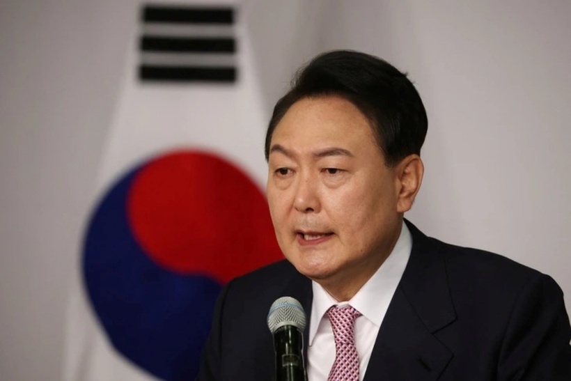 Ông Yoon Suk Yeol xin lỗi và cho biết cảm thấy vô cùng đau lòng khi không thể đáp ứng kỳ vọng của người dân. Ảnh: Reuters