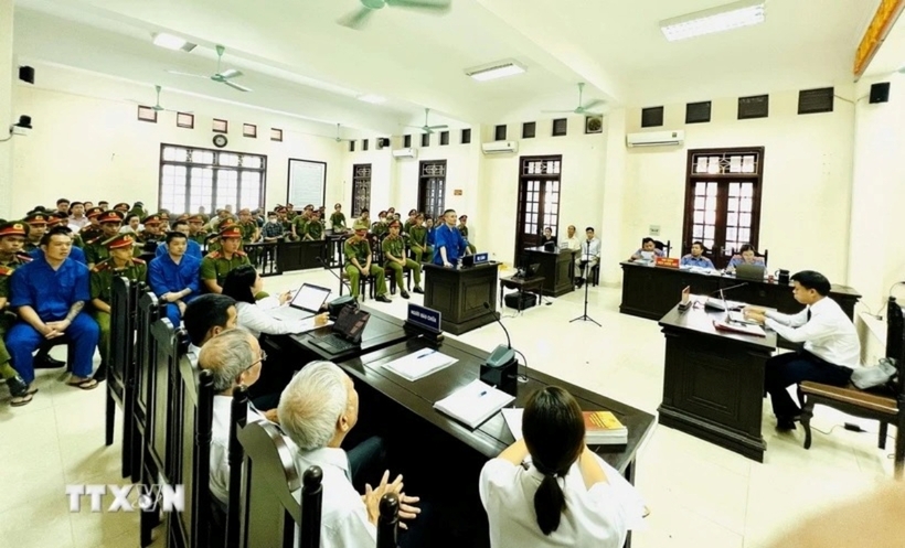 Quang cảnh một phiên xét xử. Ảnh: TTXVN
