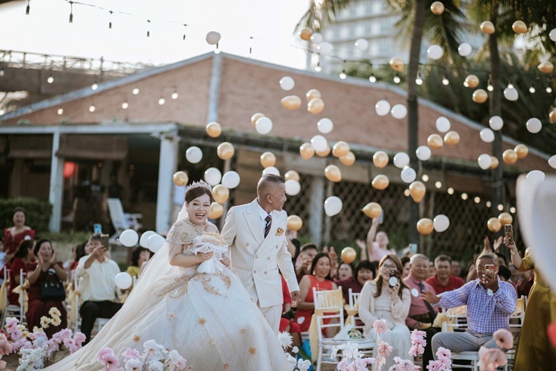 Đám cưới của chị Ngô Thị Kim Thy và anh Trần Văn Nguyên. Ảnh: Ngôi sao.