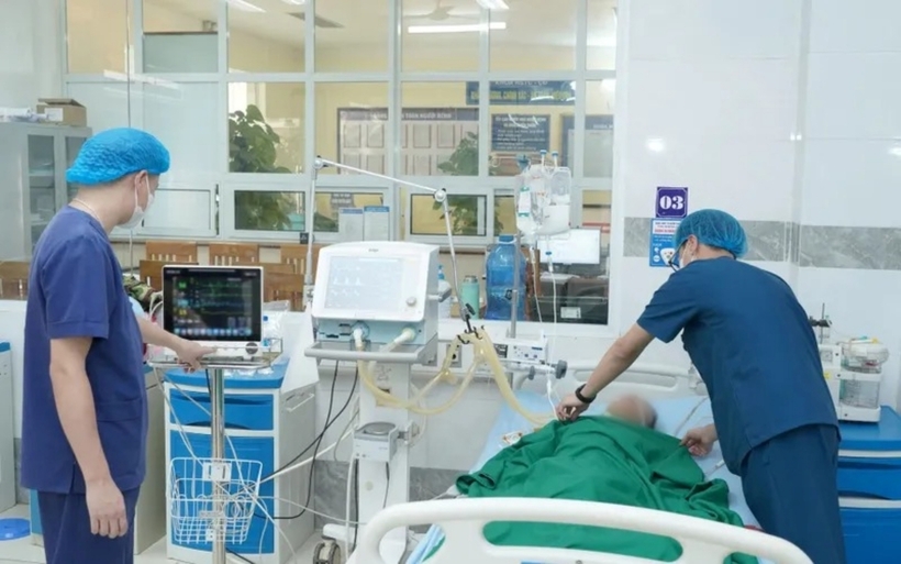 Bệnh nhân sẽ tiếp tục được chăm sóc hậu phẫu để phục hồi tốt nhất. Ảnh: Thời báo VTV