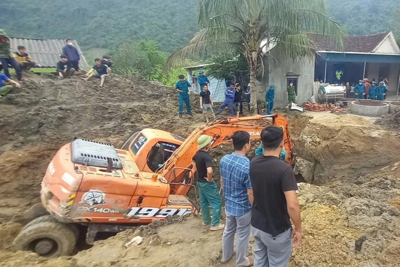 Hiện trường vụ 3 người tử vong khi nạo vét giếng cũ ở Nghệ An. Ảnh: Dân trí