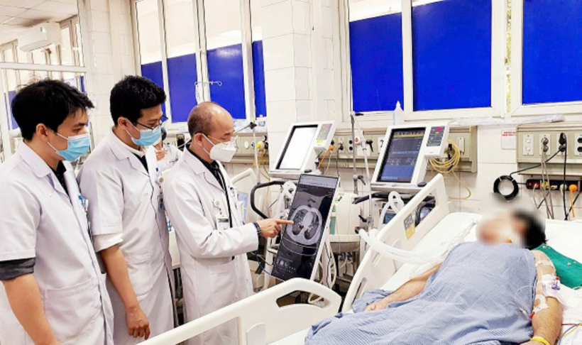 Nhiều bệnh nhân mắc sởi diễn tiến nặng với biến chứng viêm phổi, suy hô hấp, tăng men gan, tiêu chảy, thậm chí viêm não - màng não. Ảnh: BVCC