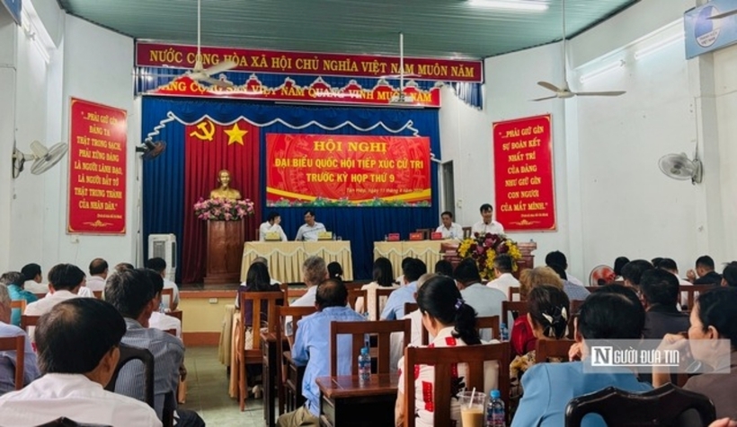 Đại biểu Quốc hội tiếp xúc cử tri tại Tp.Tân Uyên, Bình Dương.