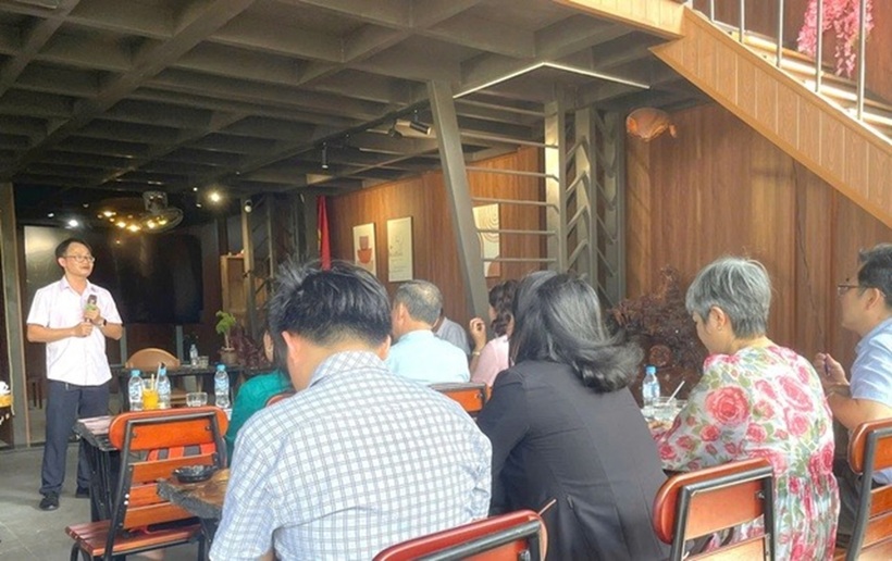 Luật gia Võ Công Khôi, Ủy viên Ban Chấp hành Hội, chia sẻ tại Hội nghị Ban Chấp hành lần thứ ba của Hội Luật gia thành phố Đà Nẵng.