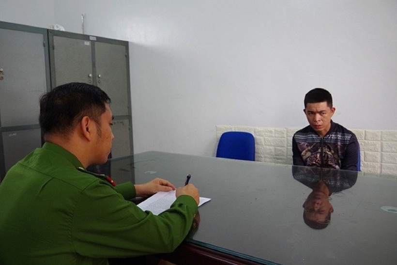 Đoàn Văn Nhật tại cơ quan công an. Ảnh: Người lao động