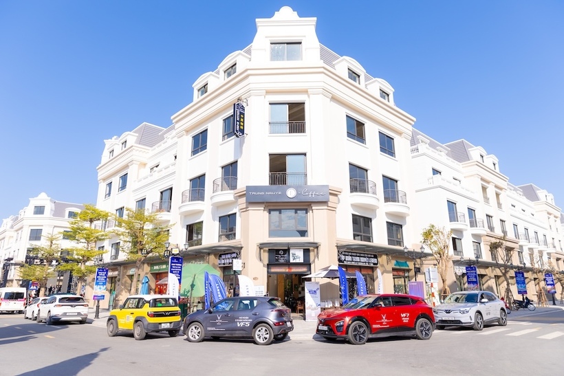 Chỉ từ 1,2 tỷ đồng vốn ban đầu, khách hàng đã có thể sở hữu một sản phẩm thấp tầng tại Vinhomes Golden Avenue