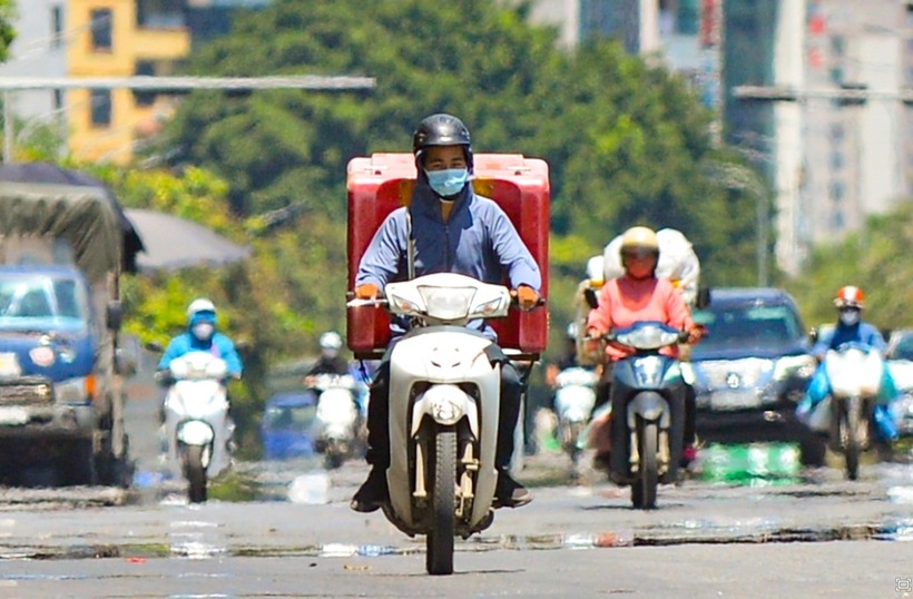 Miền Bắc ghi nhận nhiệt độ cao nhất lên tới 32 độ C. Ảnh minh hoạ.