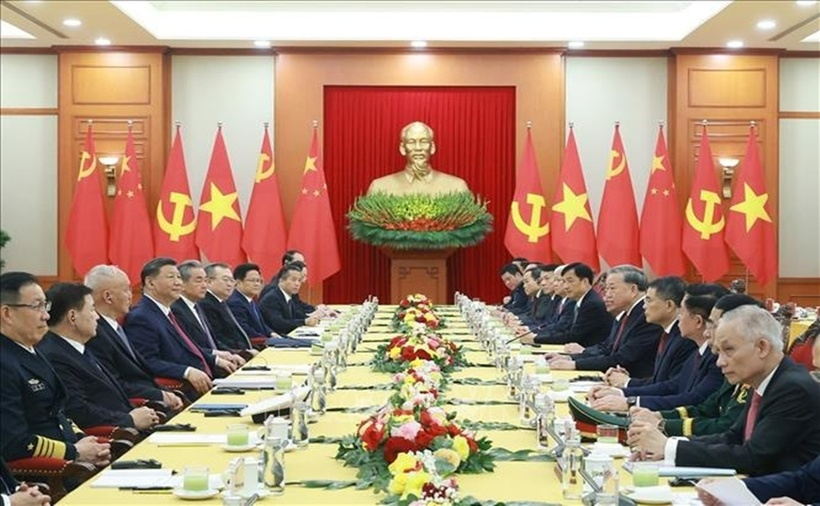 Tổng Bí thư Tô Lâm hội đàm với Tổng Bí thư, Chủ tịch nước Trung Quốc Tập Cận Bình. (Ảnh: Thống Nhất/TTXVN)