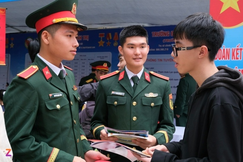 Các trường quân đội năm nay tuyển 4.383 chỉ tiêu đại học, cao đẳng hệ quân sự và 3.500 chỉ tiêu đại học hệ dân sự. Ảnh minh họa: Tri Thức