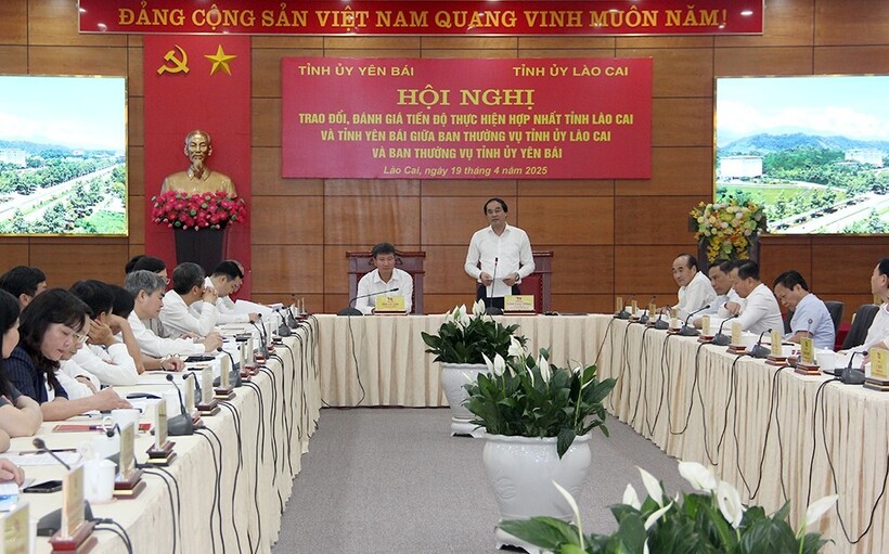 Hội nghị trao đổi, đánh giá tiến độ hợp nhất 2 tỉnh Yên Bái - Lào Cai