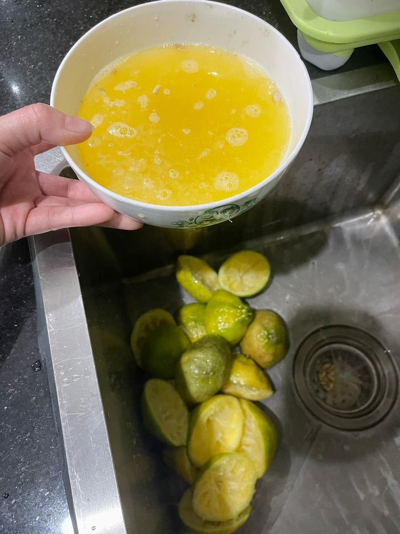 Sử dụng nước cốt chanh với số lượng lớn có thể gây hại cho sức khỏe. Ảnh minh họa.