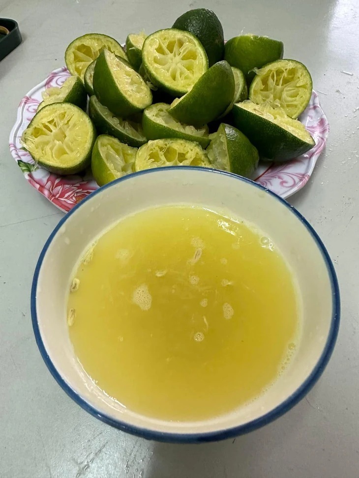 Nhiều người tung hô nước cốt chanh chữa được bách bệnh. Ảnh minh họa.