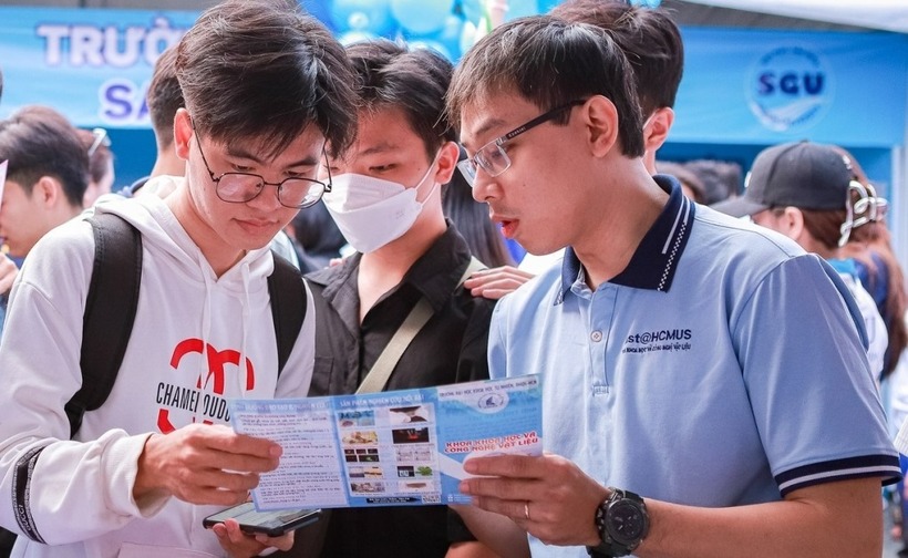 Nhiều ngành đào tạo của Trường ĐH Khoa học Tự nhiên TP.HCM xét từ 10-17 tổ hợp. Ảnh minh họa