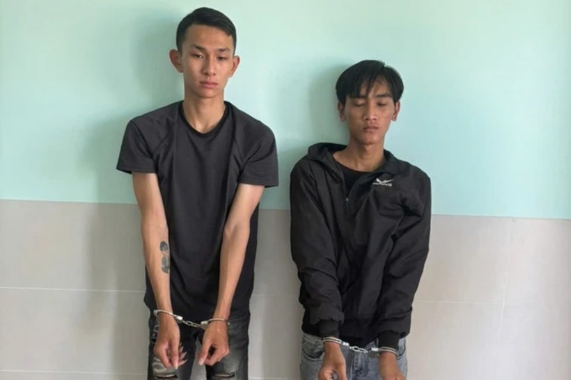 Hai đối tượng bị bắt giữ. Ảnh: VietNamNet.