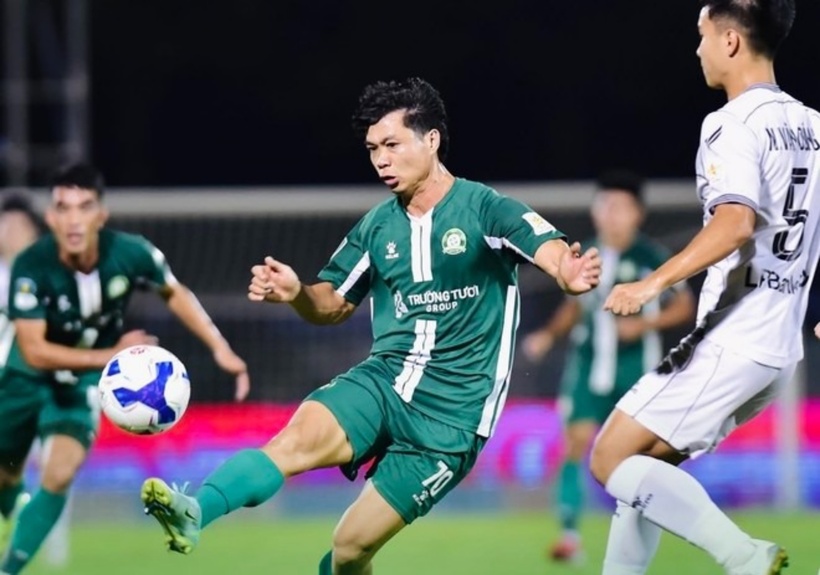 Công Phượng khẳng định sẵn sàng cống hiến cho đội tuyển quốc gia sau khi vươn lên ngôi đầu danh sách Vua phá lưới giải hạng Nhất quốc gia 2024/25. Ảnh: An ninh Thủ đô.