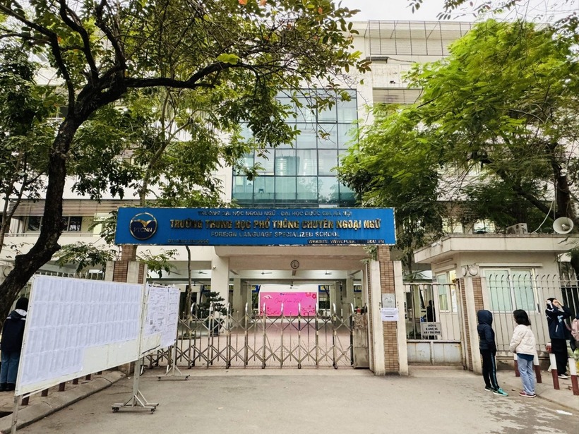 Thí sinh dự thi vào Trường THPT chuyên Ngoại ngữ phải hoàn thành 4 môn thi. Ảnh minh họa: Thanh Niên