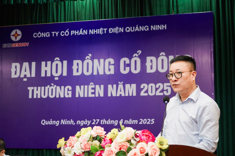 Ông Nguyễn Mạnh Huấn – Thành viên HĐTV Tổng công ty Phát điện 1 phát biểu tại Đại hội